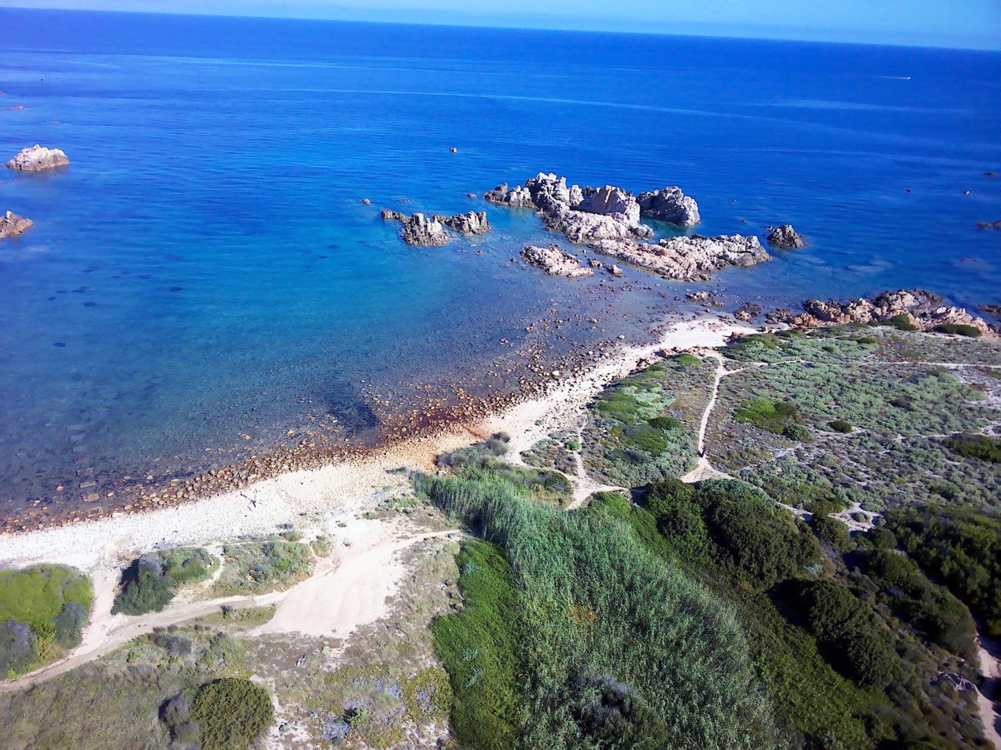 Gli Oleandri Di Calarossa - 5M Walk To The Beach Изола-Росса Экстерьер фото