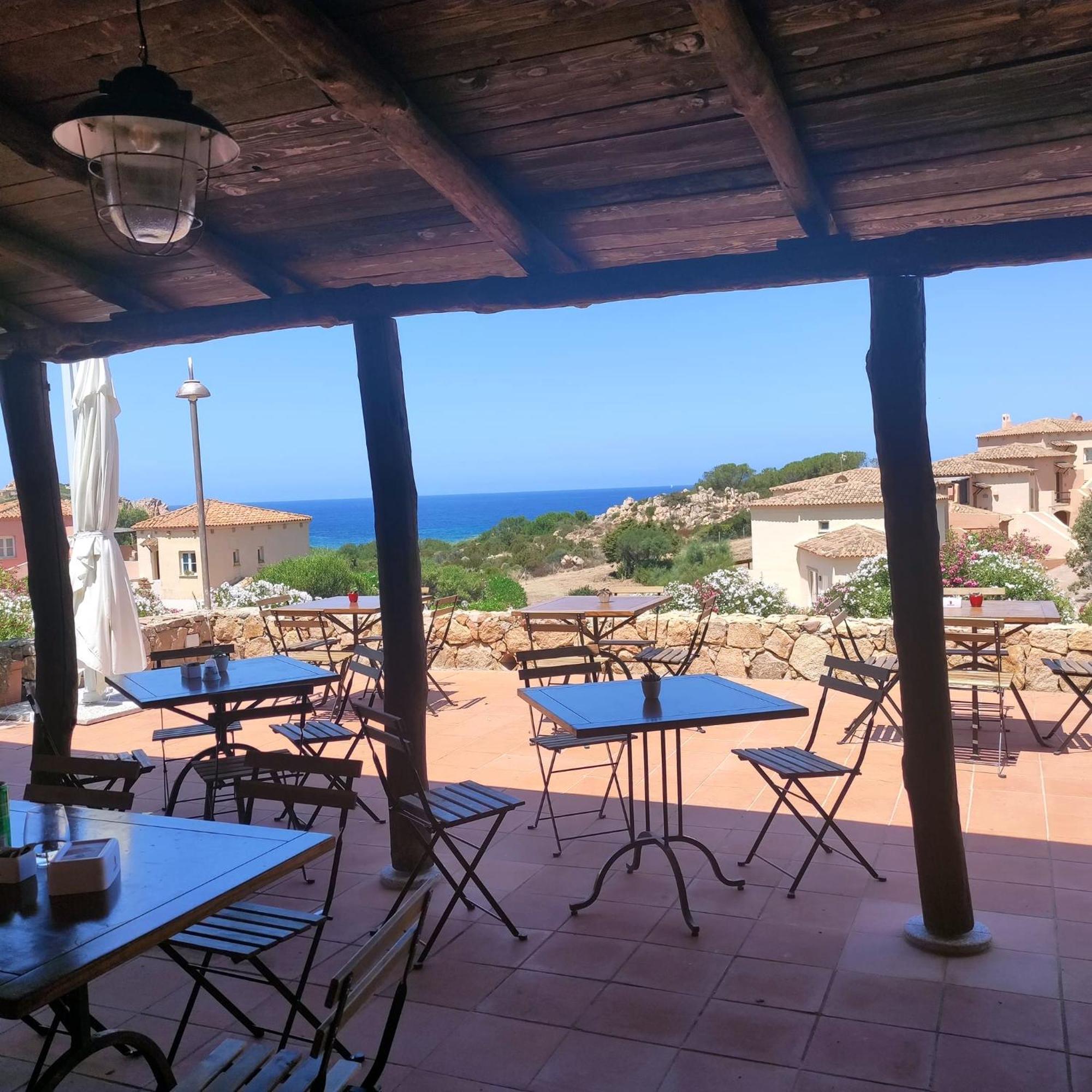 Gli Oleandri Di Calarossa - 5M Walk To The Beach Изола-Росса Экстерьер фото